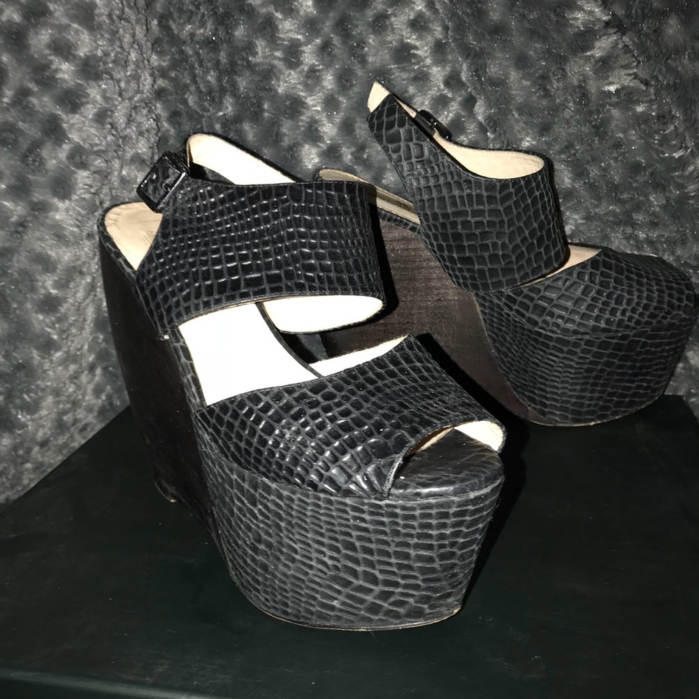 MIA Limited Edition Valerie Black Croco Wedge - Picture 2 of 6